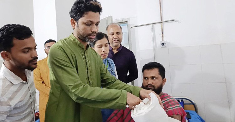 কুমিল্লায় ‘প্রথম’ অঙ্গ প্রতিস্থাপন, পায়ের আঙুল কেটে লাগানো হলো হাতে